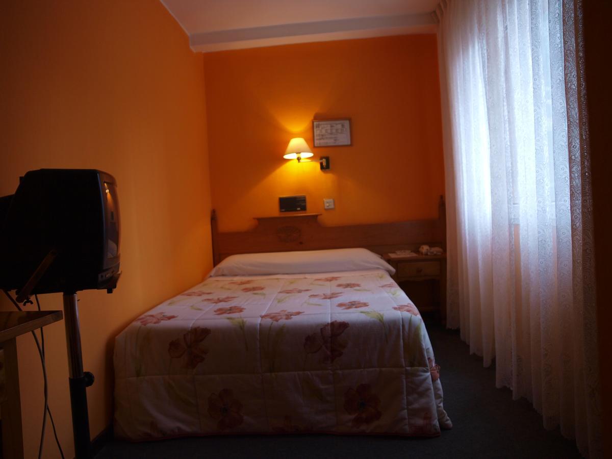 Hotel Paris Хихон Экстерьер фото